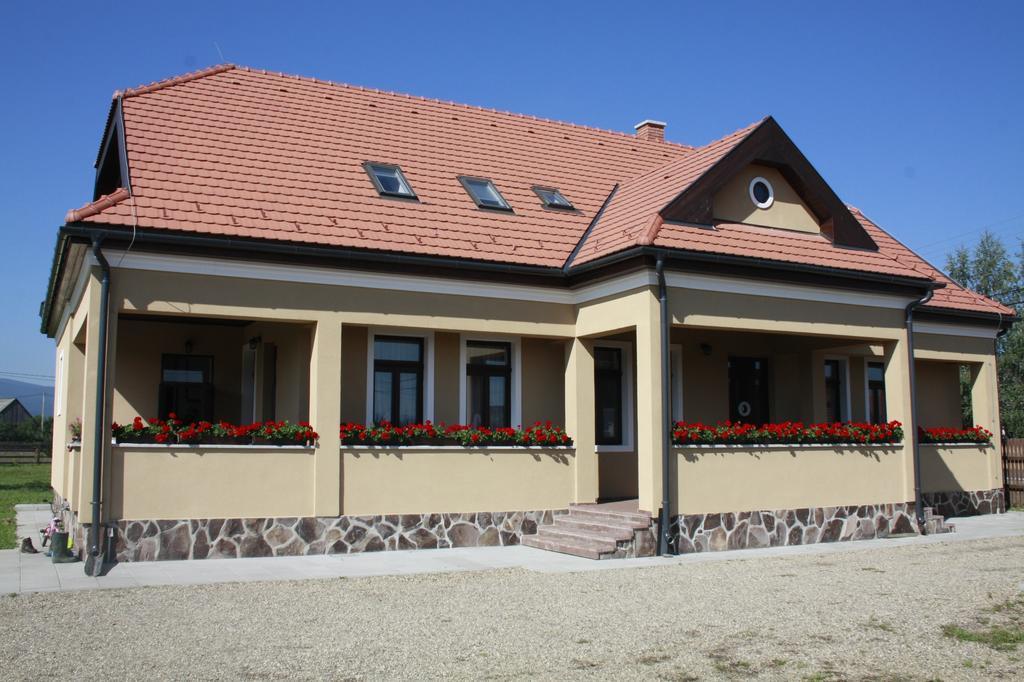 Pensiune Agroturistica Horvath-Kert Borzont Екстериор снимка